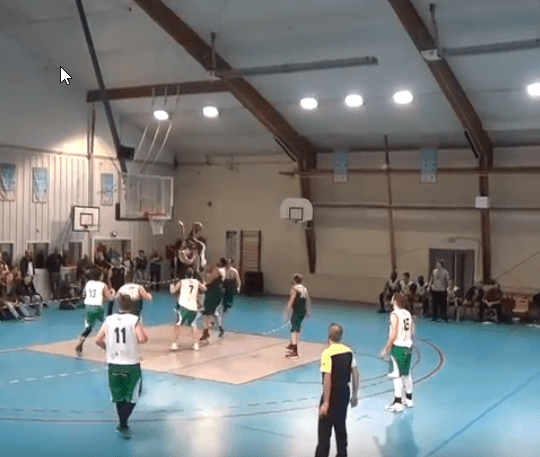 Buzzer Beater de Johan !